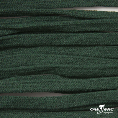 Шнур плетеный d-8 мм плоский, 70% хлопок 30% полиэстер, уп.85+/-1 м, цв.1016-т.зеленый - купить в Белгороде. Цена: 742.50 руб.